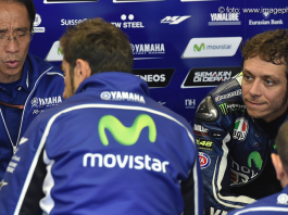 valentino rossi dietro Marquez
