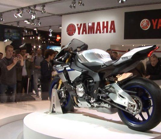 nuova yamaha r1